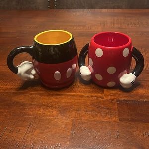 Set of 2 Mickey & Minnie Mouse Disney Coffee Mugs